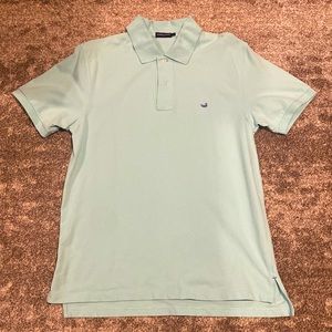 Southern Marsh Stonewall polo L, Ocean Green color with Wharf Purple emblem.